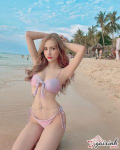 Jenny Yến Nữ DJ Sở Hữu Thân Hình Nóng Bỏng Bậc Nhất Showbiz